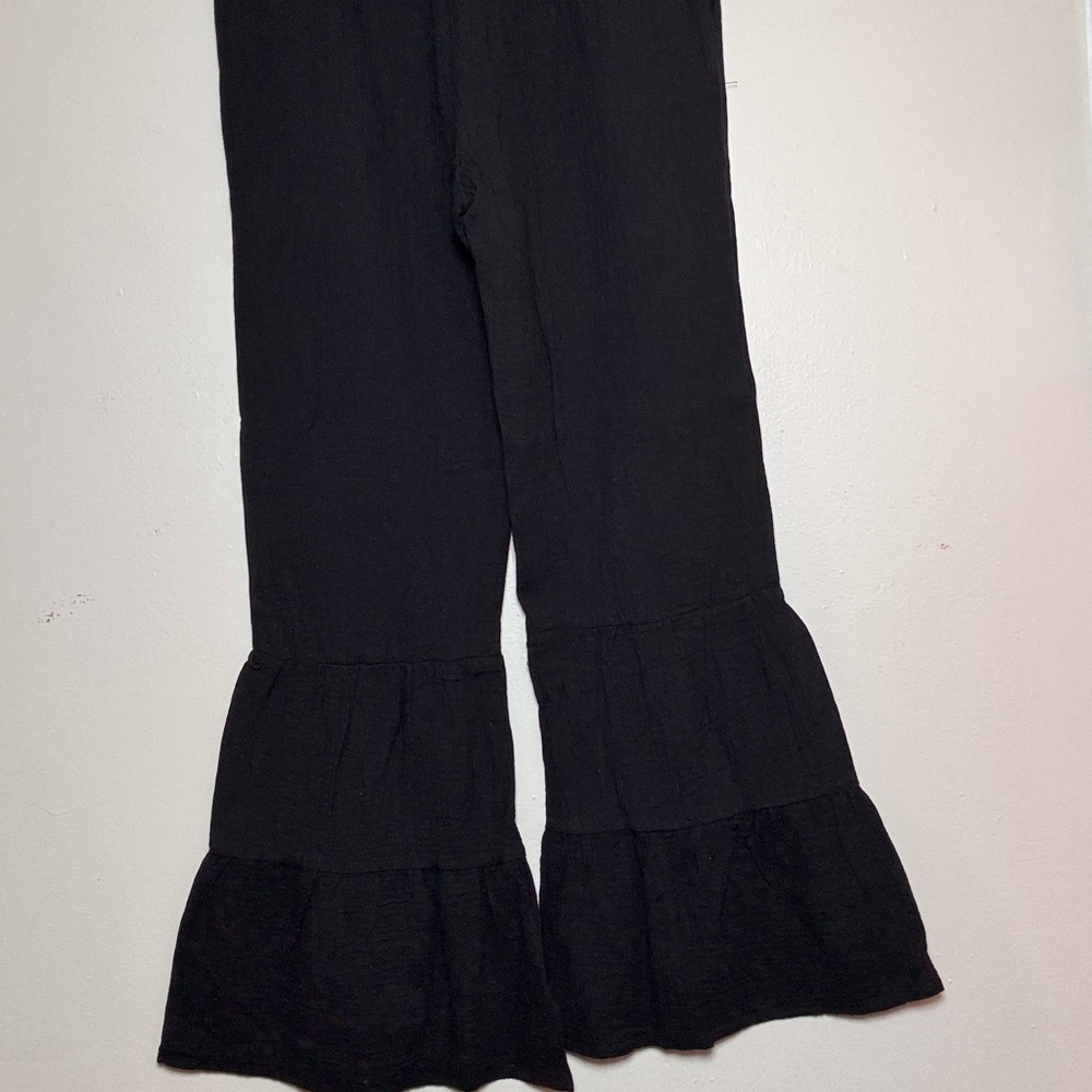 Black Ruffled Wide-Leg Pants NWOT 
Summer weight crinkle fabric. Size small